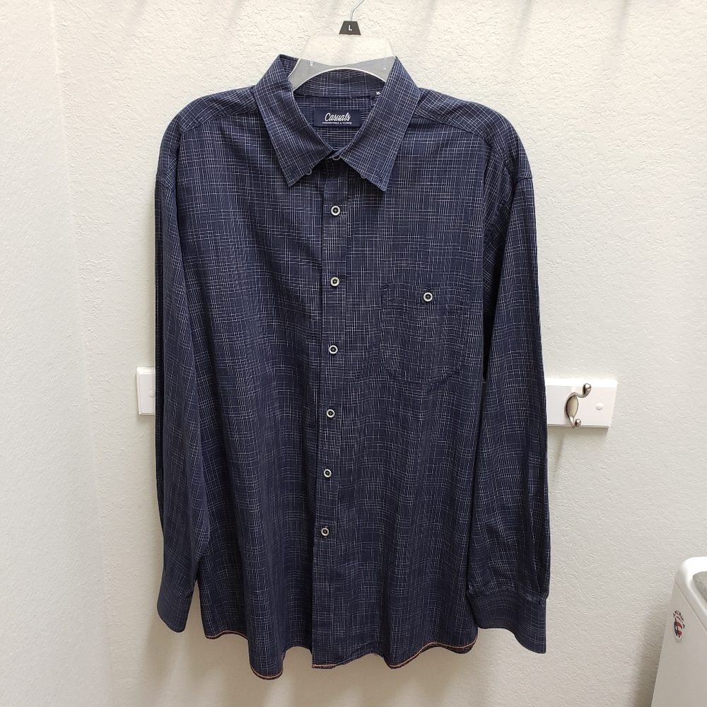 Roundtree Men XL Gray Button Up Long Sleeved Shirt